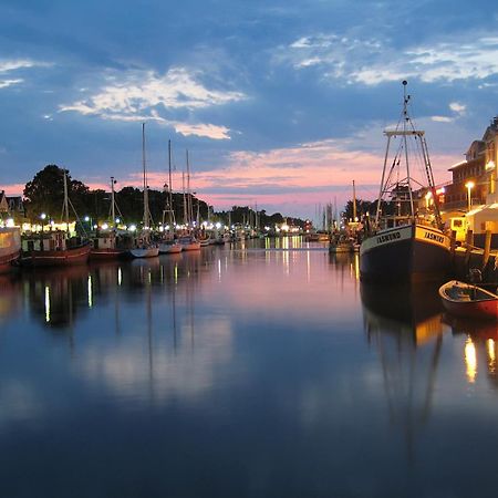 Strandpalais/Meerblick Rostock Kültér fotó
